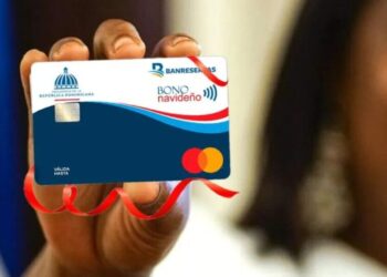 Continúa la entrega de bonos navideños en comunidades del país