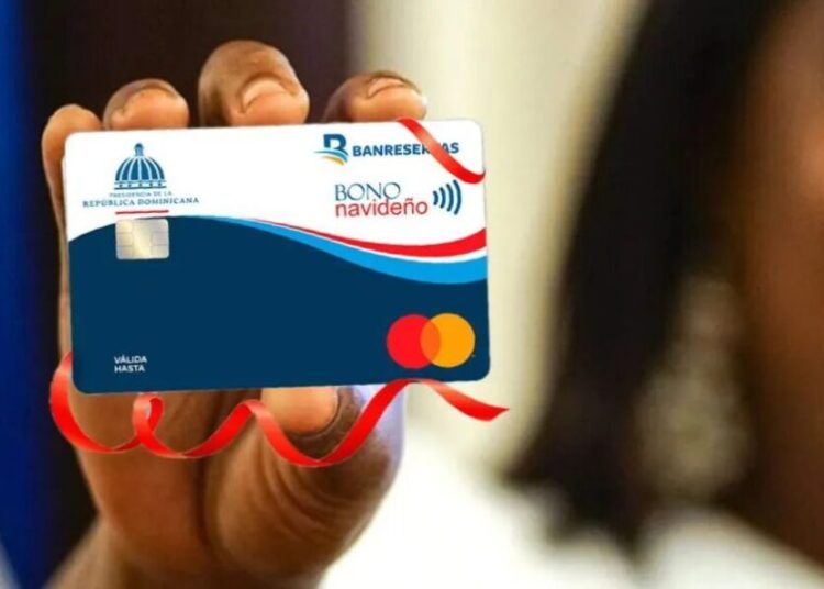 Continúa la entrega de bonos navideños en comunidades del país