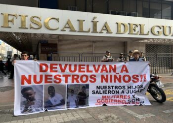 Las familias de los niños desaparecidos en Ecuador denuncian intimidación de la Policía