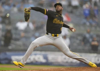 Medias Rojas firman a Aroldis Chapman por un año y 10,75 millones de dólares