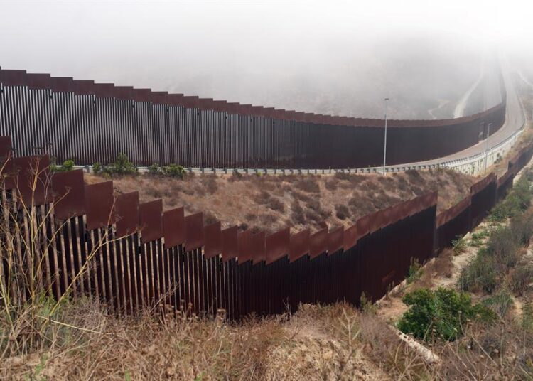 Biden entregará a Trump la frontera con México con drástica baja de detención de migrantes