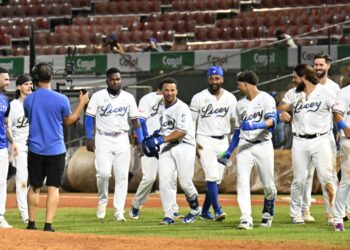 Licey consigue su victoria 25 y está a un paso de la clasificación