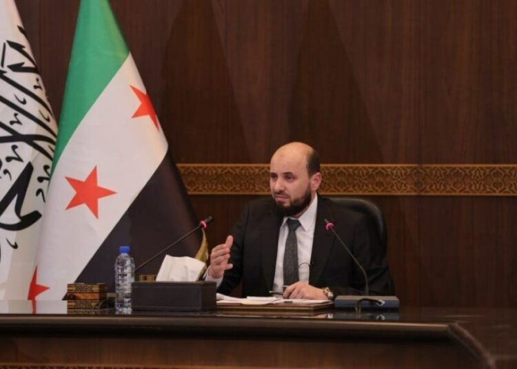 El nuevo Gobierno sirio planea triplicar sueldos públicos y mejorar servicios básicos