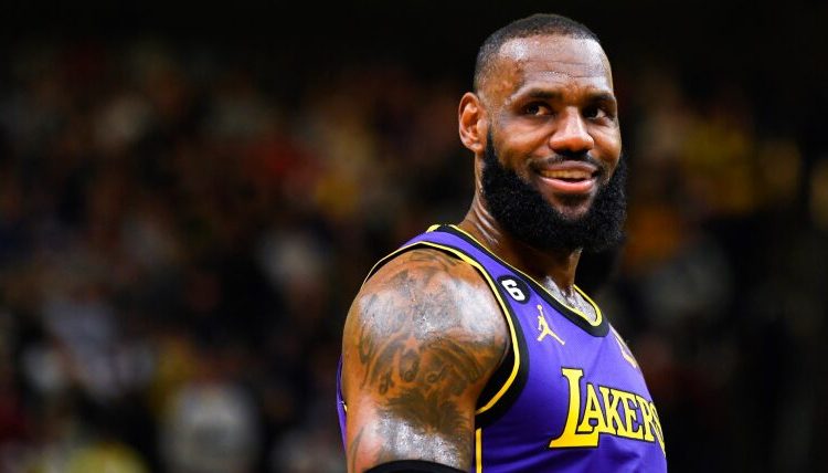 LeBron James: El rey del baloncesto y la historia de un ícono deportivo