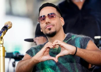 ¿Quién es Romeo Santo, el dominicano que se convirtió en el rey de la bachata?