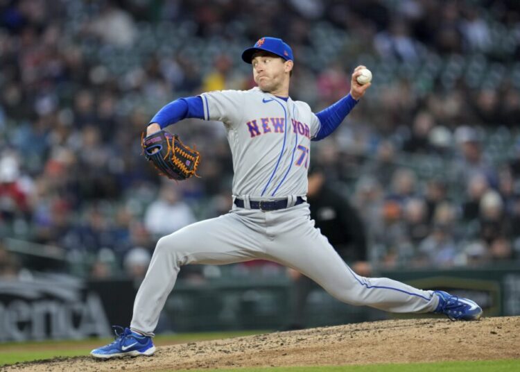 Licey contrata a Zach Muckenhirn; se integra Brooks Hall