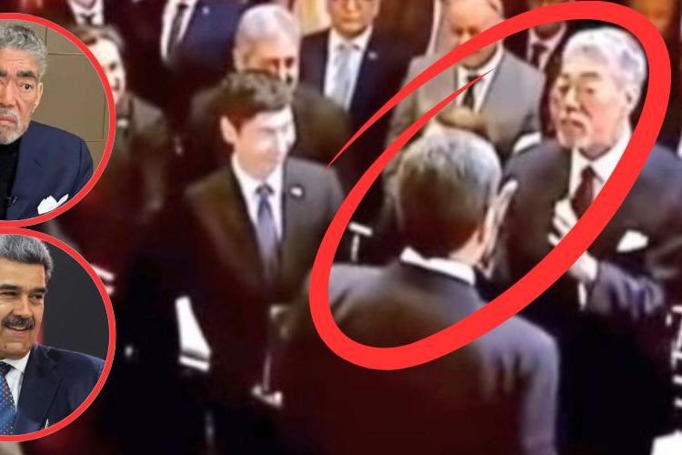 Miguel Mejía es saludado por Maduro durante juramentación