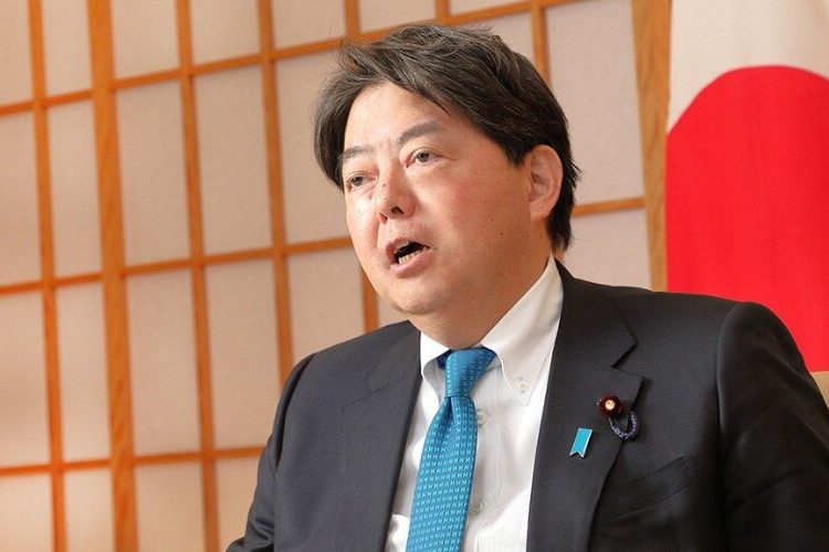 Japón estudiará los aranceles al acero y aluminio de Trump y actuará «adecuadamente»