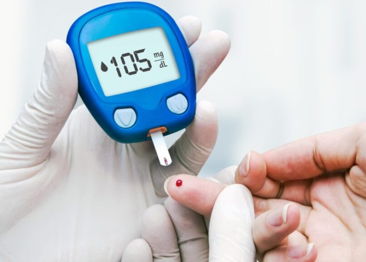 Identifican una hormona que provoca diabetes tipo 2 en personas obesas