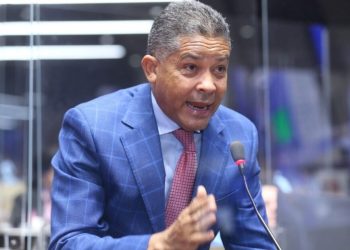 Trasladan a Eugenio Cedeño a EEUU por obstrucción arterial