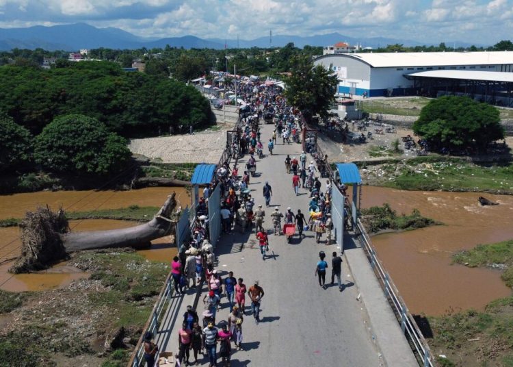 Haití prohíbe entrada de mercancías a través de la frontera terrestre con RD