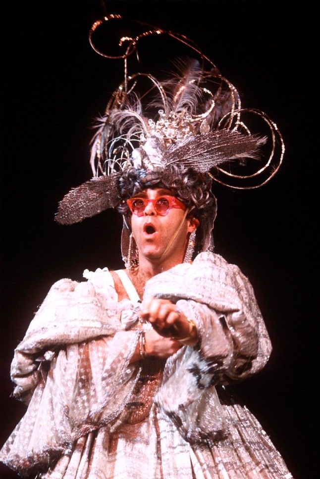 Biografía de Elton John, uno de los artistas musicales más exitosos de la historia | 3 | Biografía de Elton John, uno de los artistas musicales más exitosos de la historia | De Último Minuto