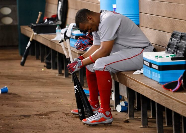 Rafael Devers sigue sin conectar su primer hit del 2025 tras otra noche difícil