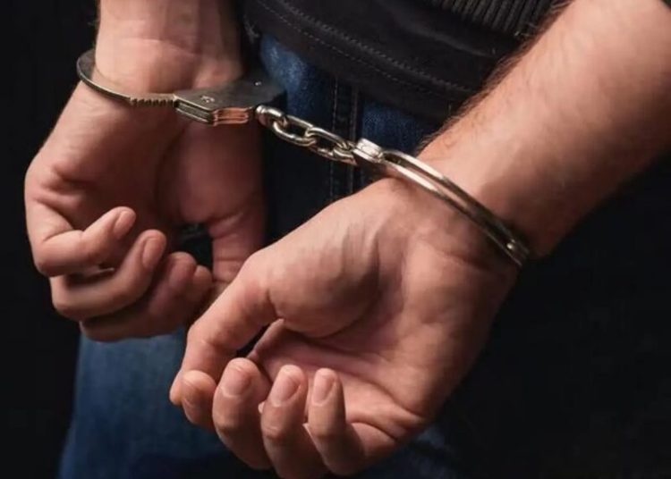 PN y MP apresan durante allanamiento a “Luis la Perla”, acusado de amenazar con arma de fuego a varias personas