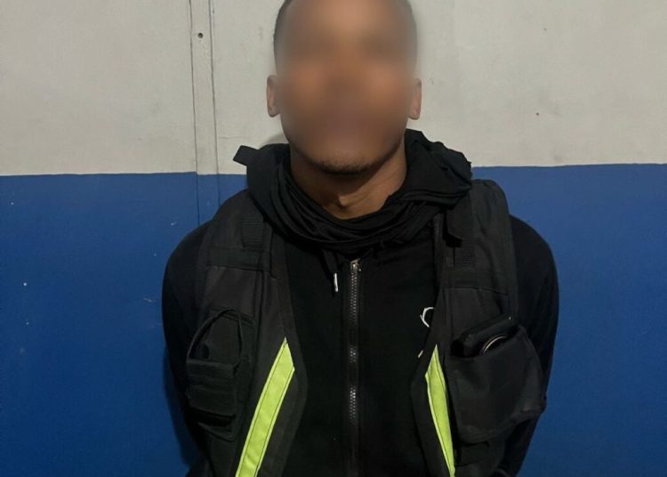 PN detiene a hombre por realizar disparos al aire con un arma de fogueo en La Romana