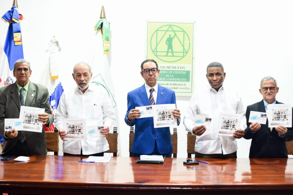 Ponen en circulación emisiones postales en homenaje a científicos dominicanos | 6 | Ponen en circulación emisiones postales en homenaje a científicos dominicanos | De Último Minuto