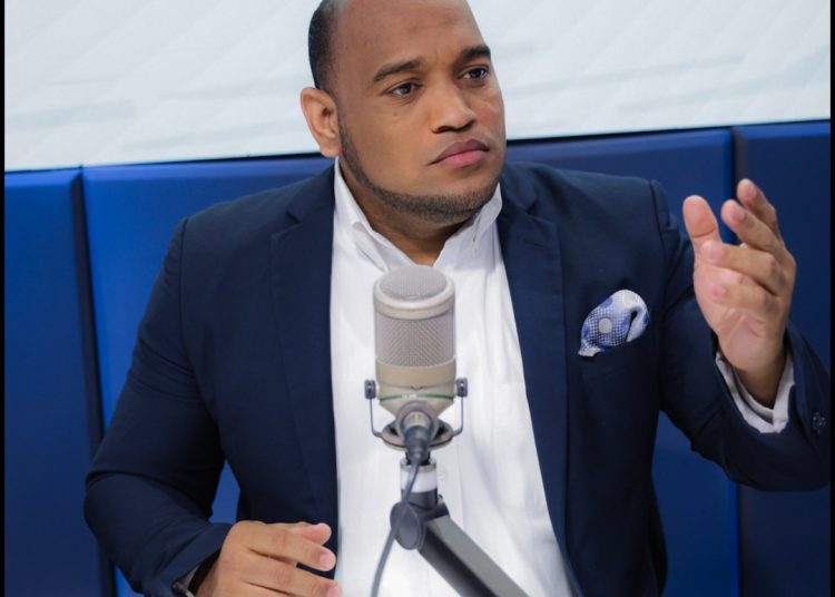 Jonatan Familia: «Si usted está marchando por la haitianización, en este momento le toca esperar y colaborar»