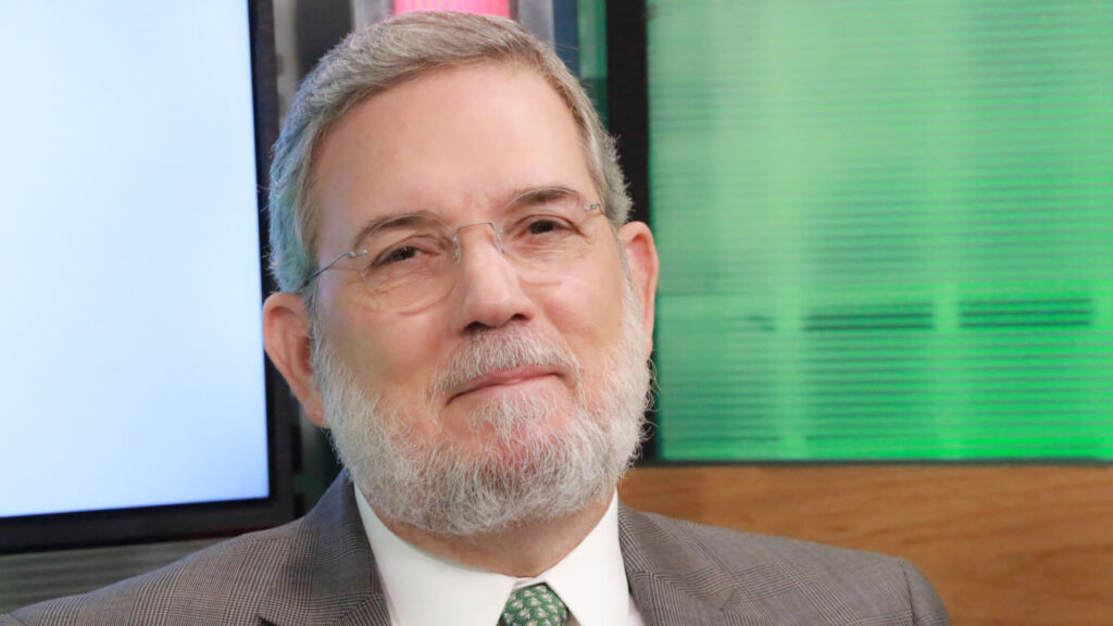 Roberto Rodríguez Marchena: voz y estratega del PLD | 4 | Roberto Rodríguez Marchena: voz y estratega del PLD | De Último Minuto