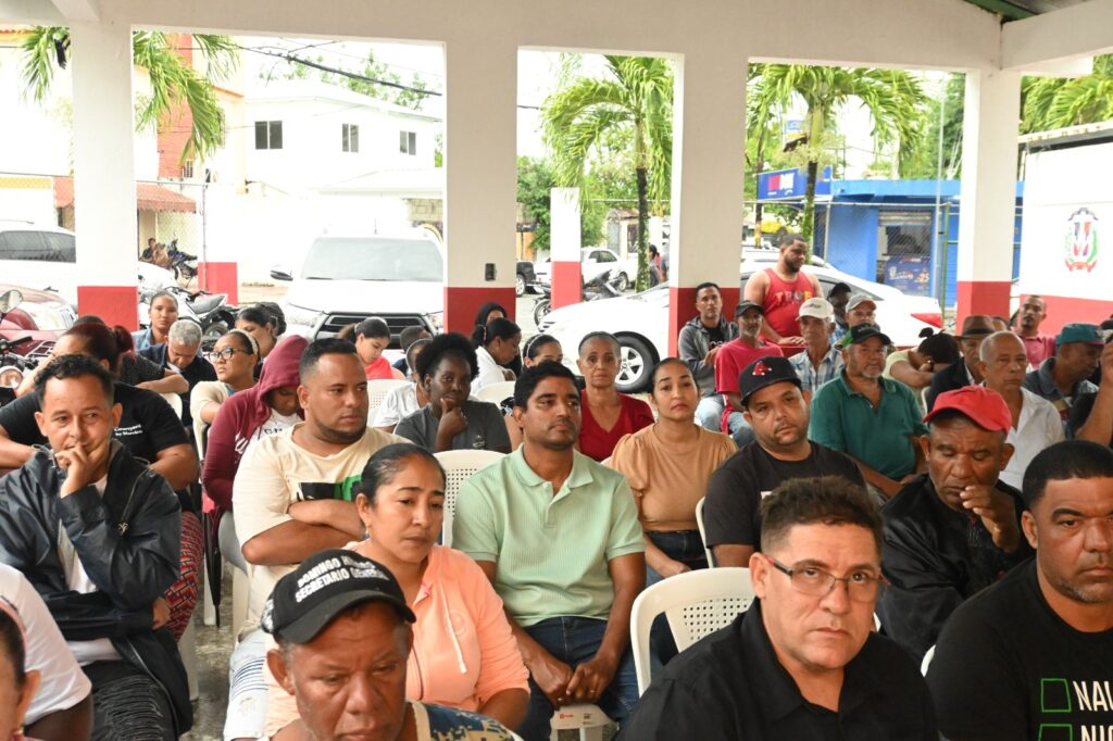 “San Isidro Nos Une”: Comunidad y autoridades se reúnen por la problemática del agua potable | 7 | “San Isidro Nos Une”: Comunidad y autoridades se reúnen por la problemática del agua potable | De Último Minuto