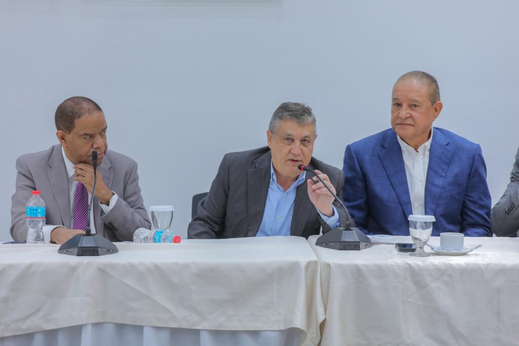 Johnny Pujols: “Iniciativa para regular candidaturas independientes cuenta con el respaldo del PLD" | 3 | Johnny Pujols: “Iniciativa para regular candidaturas independientes cuenta con el respaldo del PLD" | De Último Minuto