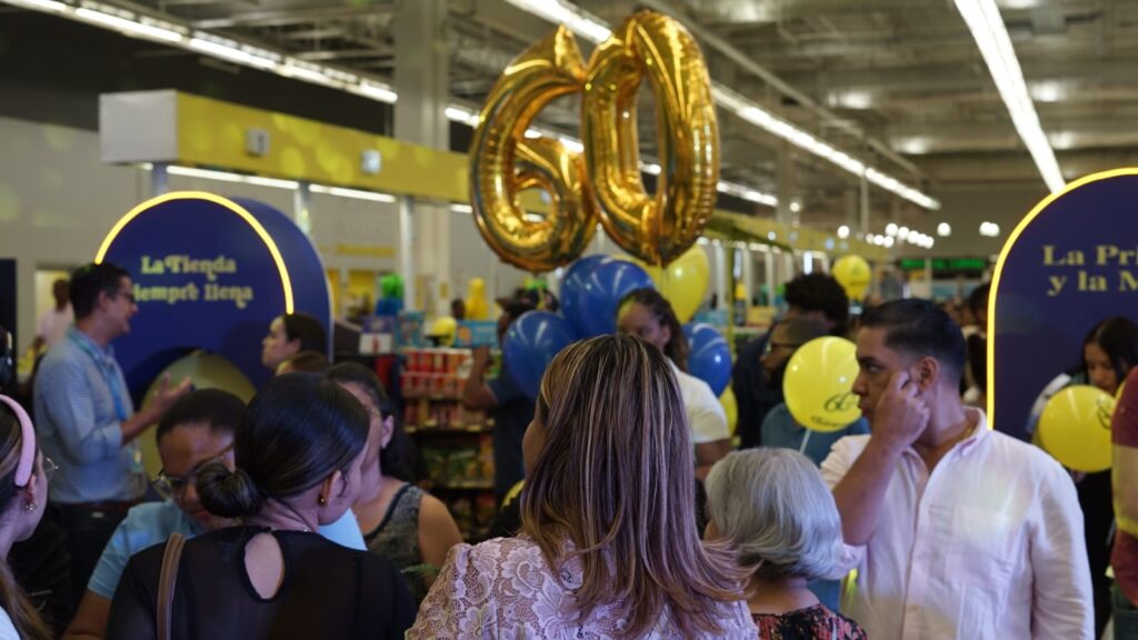 Sirena celebra su 60 aniversario con promociones, actividades y compromiso comunitario | 6 | Sirena celebra su 60 aniversario con promociones, actividades y compromiso comunitario - Noticias de hoy en República Dominicana | De Último Minuto