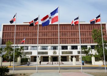 Proyecto de ley que limita libertad de prensa es presentado en vísperas del Día Internacional de la Libertad de Prensa