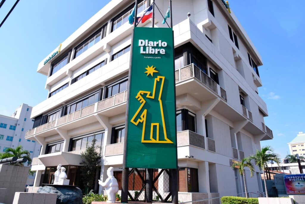 Diario Libre: historia, evolución y liderazgo del primer diario gratuito de República Dominicana | 2 | Antiguo edificio del Grupo Diario Libre. Historia de Diario Libre.
