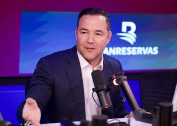 Johnny Pujols asegura no hubo lucha de egos durante encuentro del presidente con exmandatarios