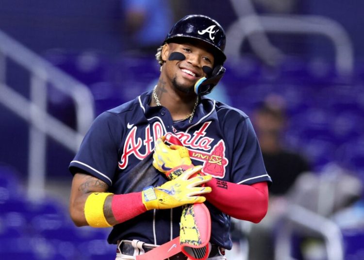 Ronald Acuña Jr. conecta jonrón de 467 pies en su primer turno tras un año fuera