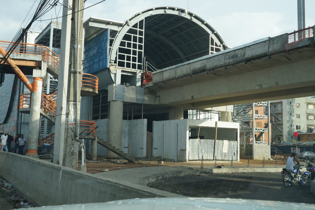 Metro de Los Alcarrizos continúa con avances lentos y sin cambios visibles en los últimos meses | 3 | Metro de Los Alcarrizos continúa con avances lentos y sin cambios visibles en los últimos meses - Noticias de hoy en República Dominicana | De Último Minuto