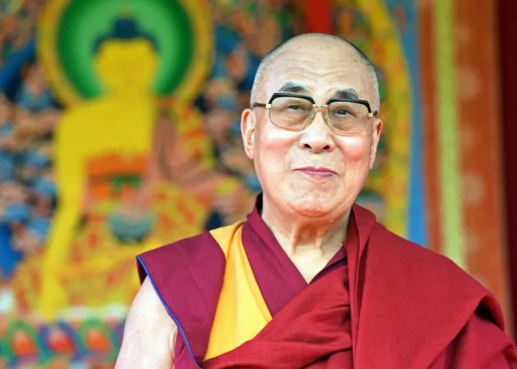El Dalai Lama inicia preparativos para su sucesión en medio de celebraciones por su 90° cumpleaños