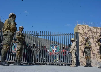 Abinader admite hay corrupción en la frontera