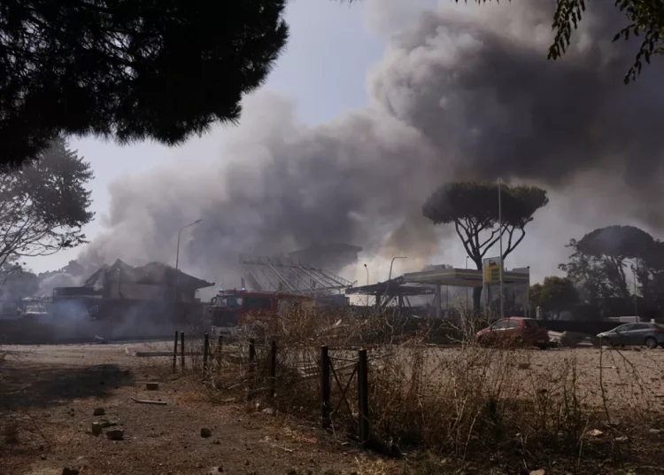 Explota una gasolinera en Roma, el estruendo se oye en toda la ciudad: al menos 21 heridos
