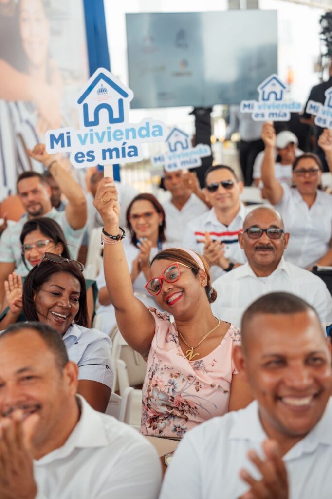 Con una inversión de RD$182 millones Abinader entrega 72 nuevos apartamentos en Boca Chica | 3 | Con una inversión de RD$182 millones Abinader entrega 72 nuevos apartamentos en Boca Chica - Noticias de hoy en República Dominicana | De Último Minuto