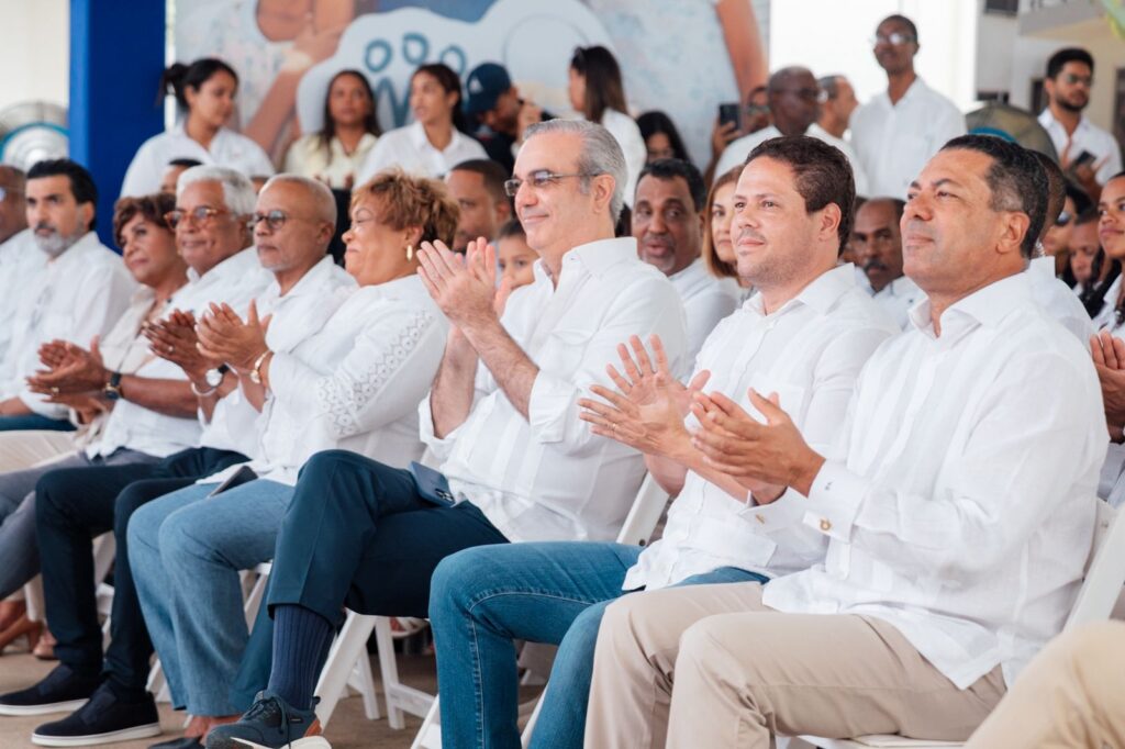 Con una inversión de RD$182 millones Abinader entrega 72 nuevos apartamentos en Boca Chica | 5 | Con una inversión de RD$182 millones Abinader entrega 72 nuevos apartamentos en Boca Chica - Noticias de hoy en República Dominicana | De Último Minuto