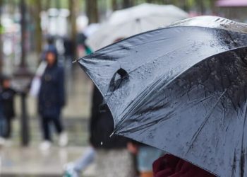 Vaguada provocará aguaceros locales y tronadas esta tarde en varias provincias del país