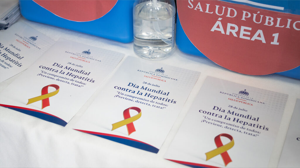 Instituciones conmemoran el Día Mundial contra la Hepatitis con jornada de vacunación en Ciudad Juan Bosch - Noticias de hoy en República Dominicana | De Último Minuto