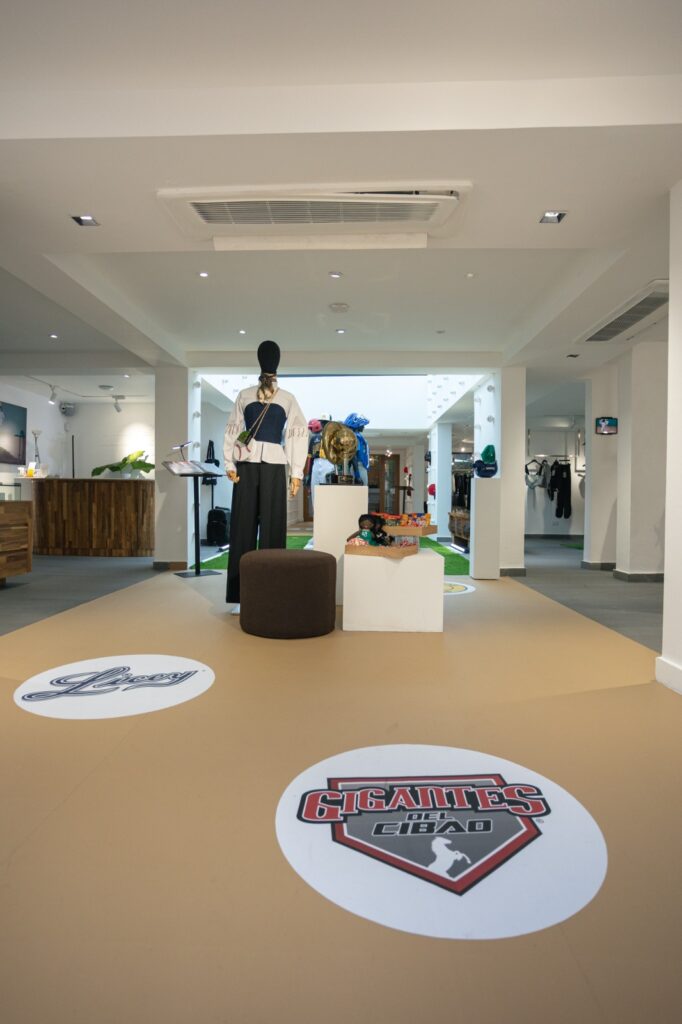 INDÓ MITA dedica su novena colección de moda al béisbol dominicano | 3 | INDÓ MITA dedica su novena colección de moda al béisbol dominicano - Noticias de hoy en República Dominicana | De Último Minuto