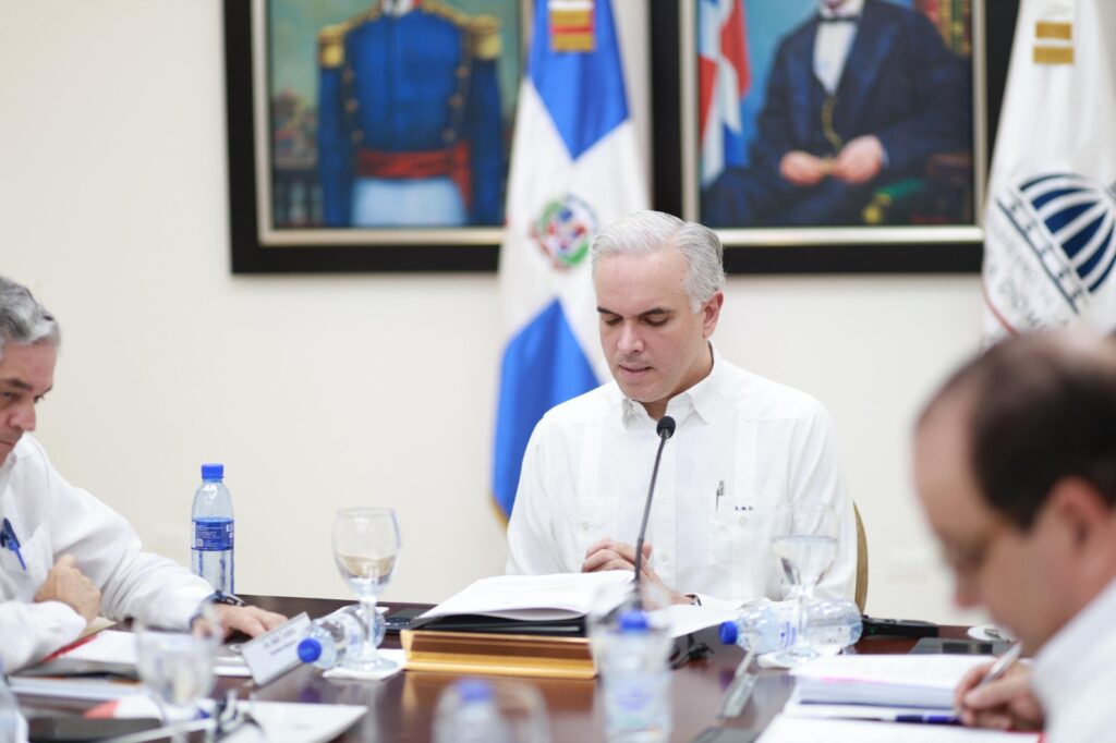 Educación Moral, Cívica y Ética Ciudadana será parte del currículo escolar 2025-2026 - Noticias de hoy en República Dominicana | De Último Minuto