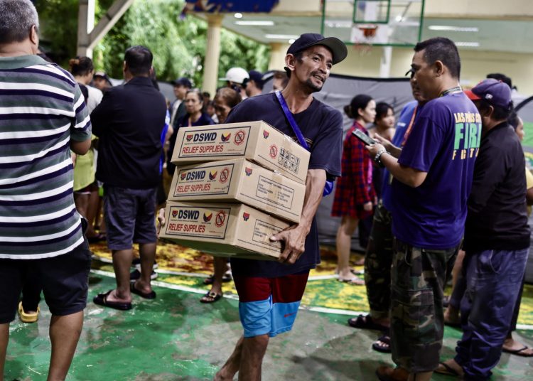 Dos nuevos ciclones traen fuertes lluvias a Filipinas tras 12 muertos y miles de evacuados