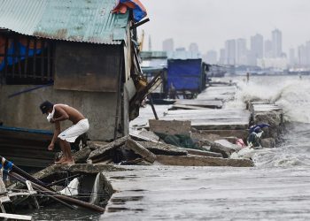 Suben a 25 las muertes por lluvias en Filipinas que sigue bajo los efectos de los ciclones