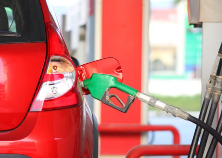 Precios de combustibles básicos se mantendrán sin variación