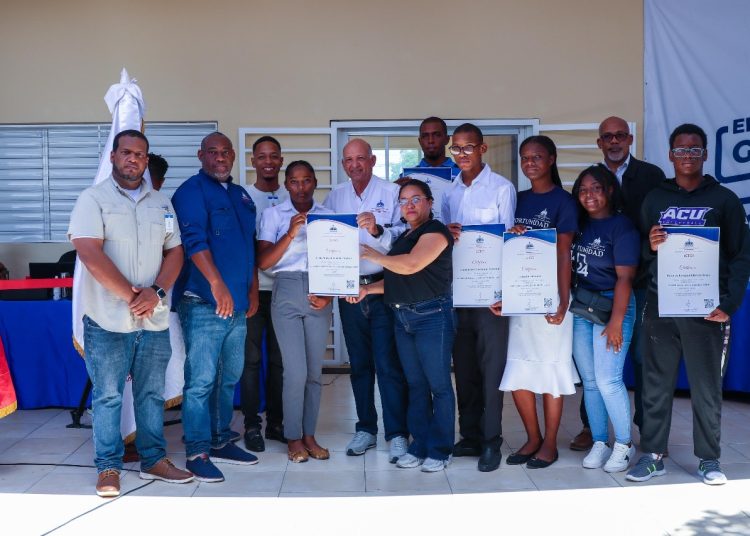 Isidro Torres destaca impacto del programa “El Gobierno Contigo” en San Antonio de Guerra