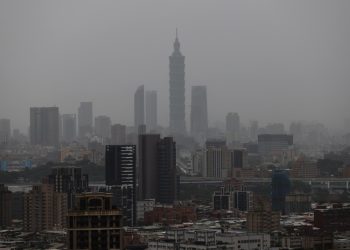 Al menos dos muertos y más de 500 heridos en Taiwán por el paso del tifón Danas