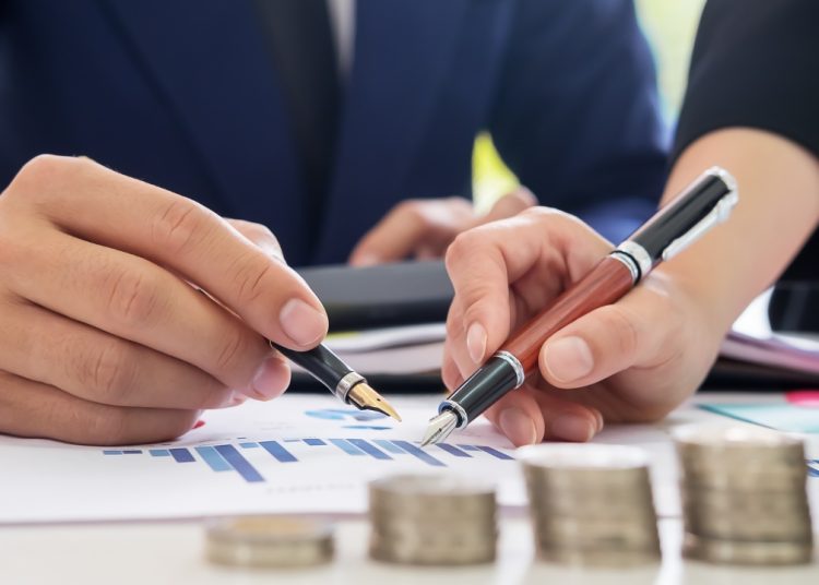 Economía dominicana crece a buen ritmo en 2025, pero enfrenta retos importantes