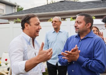 Abel Martínez se reúne con líderes dominicanos en Nueva York