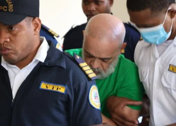 Recesan para las 2:30 p. m. audiencia a favor de Ángel Martínez; denuncian atropello judicial