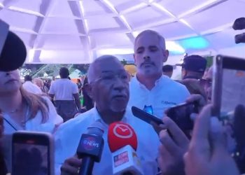 Tensión en presentación del proyecto “Jardín Botánico no es solo verja, se llevarán las aceras”