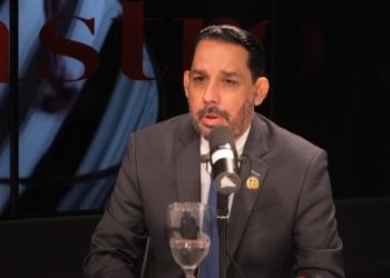 Eduardo Santelices se enteró por las redes que fue desapoderado como abogado de Ingrid Jorge