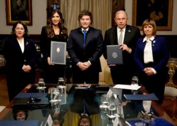 Argentina firma con EE.UU. carta de intención para eliminar visas